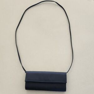 Elegant Navy Shoulder Bag